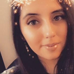 Meet your Posher, Katherine